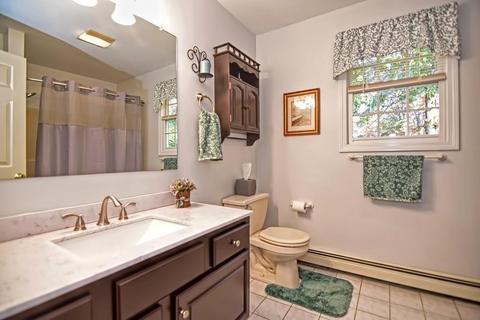 33 Wildflower Dr, Sutton, MA 01590 photo 20