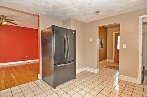 32 Garland St, Everett, MA 02149 photo 4