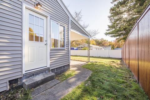 255 Frontenac St, Chicopee, MA 01020 photo 24