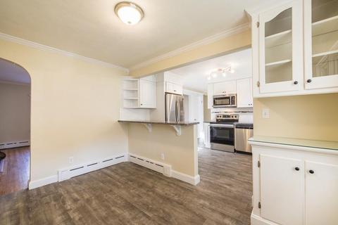 255 Frontenac St, Chicopee, MA 01020 photo 9
