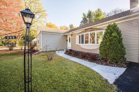 255 Frontenac St, Chicopee, MA 01020 photo 2