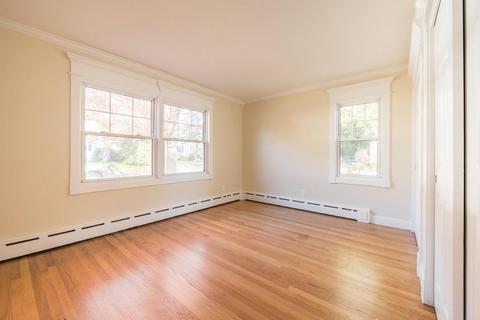 255 Frontenac St, Chicopee, MA 01020 photo 13