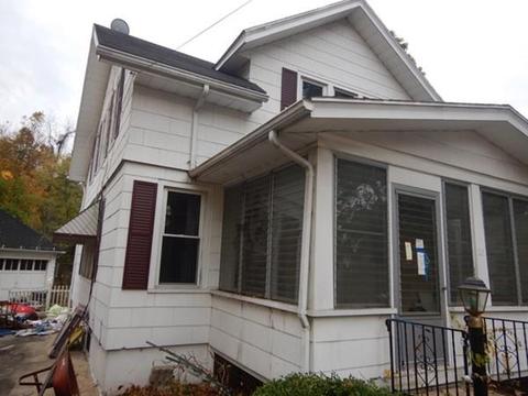 25 Bircham St, Springfield, MA 01104 photo 2