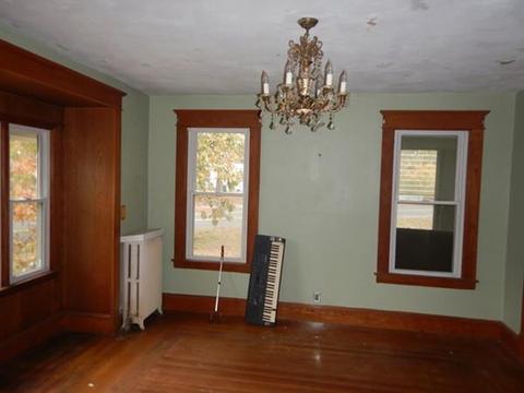 25 Bircham St, Springfield, MA 01104 photo 9