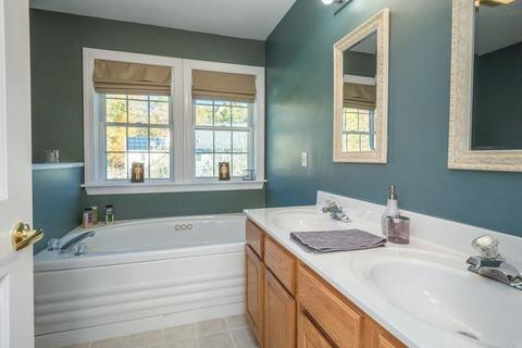 17 Konkel Ave, Webster, MA 01570 photo 23
