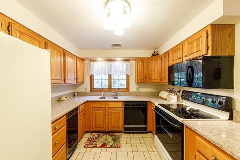 30 Barnacle Ln, Mashpee, MA 02649 photo 3