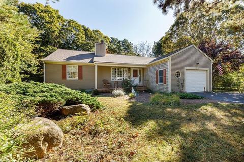 30 Barnacle Ln, Mashpee, MA 02649 photo 2
