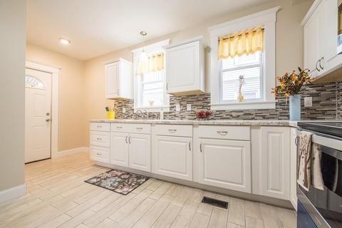 32 Dresden St, Springfield, MA 01109 photo 18