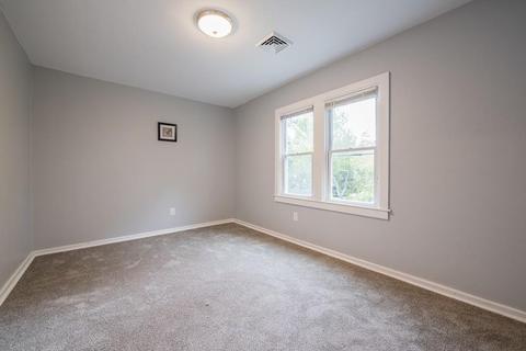 32 Dresden St, Springfield, MA 01109 photo 15