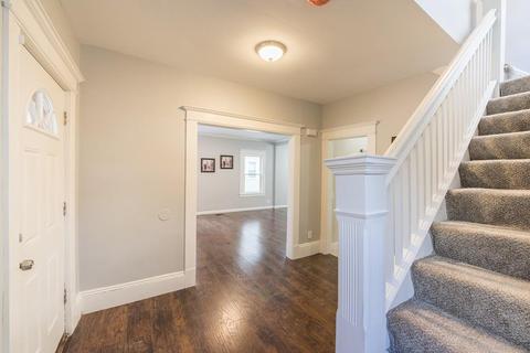 32 Dresden St, Springfield, MA 01109 photo 11