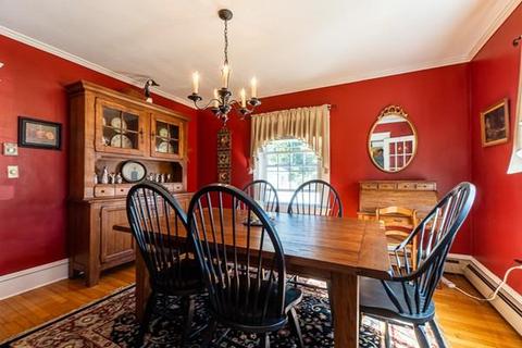 2834 Highland Ave, Fall River, MA 02720 photo 10