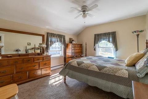 2834 Highland Ave, Fall River, MA 02720 photo 18
