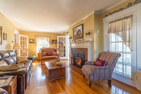 2834 Highland Ave, Fall River, MA 02720 photo 6