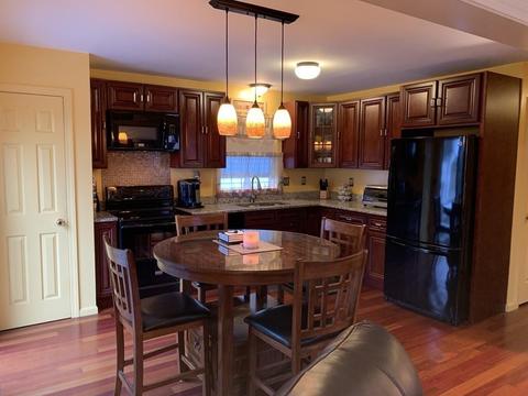 6 Alpine Ct, Gloucester, MA 01930 photo 1