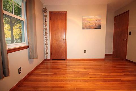 255 Hartwick St, Springfield, MA 01108 photo 6