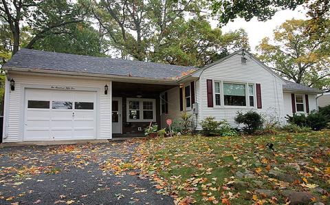 255 Hartwick St, Springfield, MA 01108 photo 1