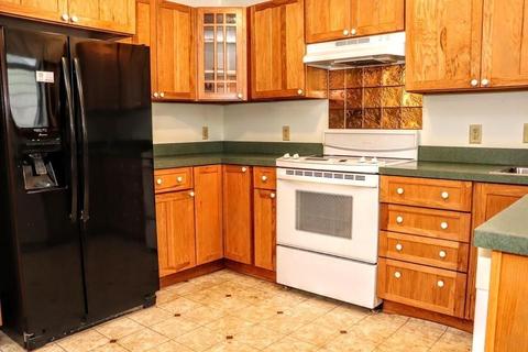 5 Dixfield Rd, Worcester, MA 01606 photo 3