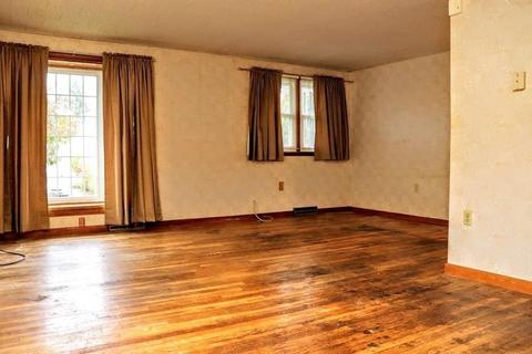 5 Dixfield Rd, Worcester, MA 01606 photo 5