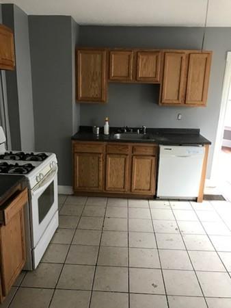164 Northampton Ave, Springfield, MA 01109 photo 7