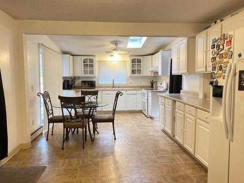 41 Hyde Ave, Springfield, MA 01107 photo 9