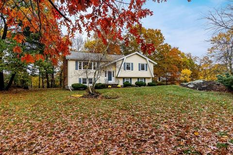 19 Cedar Hill Dr, Danvers, MA 01923 photo 3
