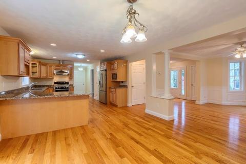 24 Regency Dr, Dracut, MA 01826 photo 7