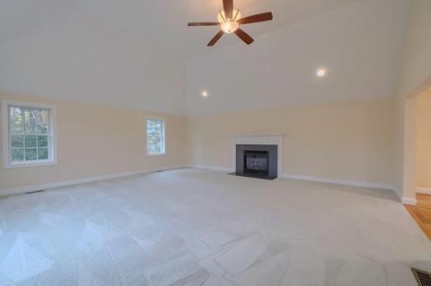 24 Regency Dr, Dracut, MA 01826 photo 17