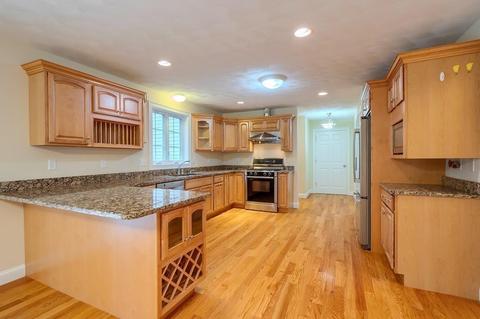 24 Regency Dr, Dracut, MA 01826 photo 11