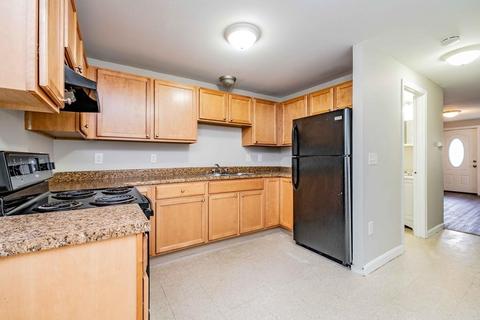 51 James St, Springfield, MA 01105 photo 11