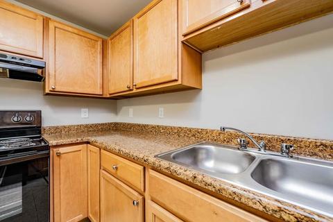 51 James St, Springfield, MA 01105 photo 10