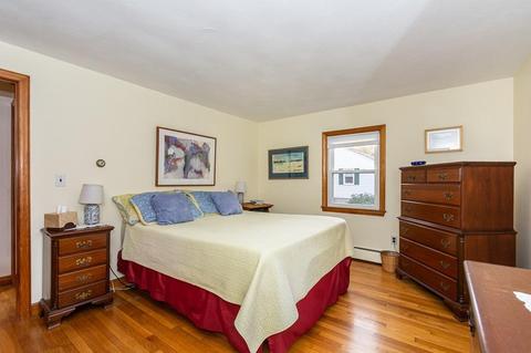 550 Summer Ave, Reading, MA 01867 photo 12