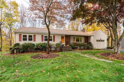 550 Summer Ave, Reading, MA 01867 photo 1