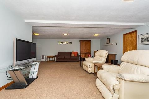 550 Summer Ave, Reading, MA 01867 photo 19