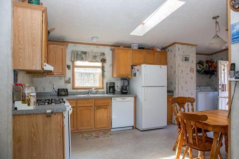 427 Main Rd, Colrain, MA 01340 photo 3