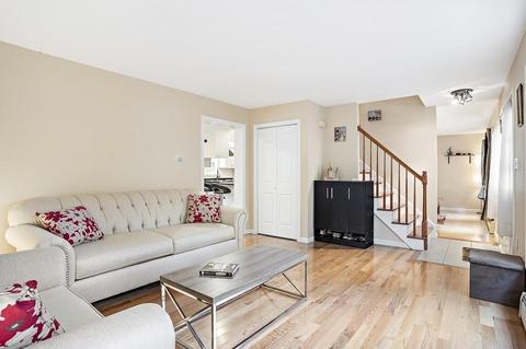 63 Morse Rd, Framingham, MA 01701 photo 4
