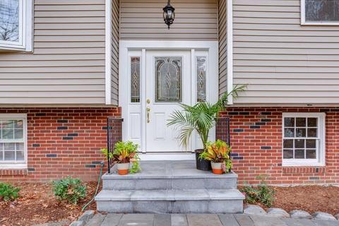 149 Thurber Ave, Attleboro, MA 02703 photo 4
