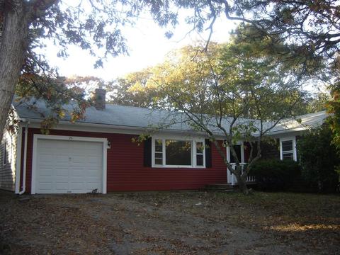 75 Quaker Rd, Hyannis, MA 02601 photo 1