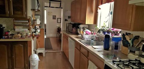 26 Arlington St, Everett, MA 02149 photo 2