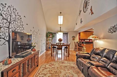 28 Coldspring Dr #A, Sutton, MA 01590 photo 4