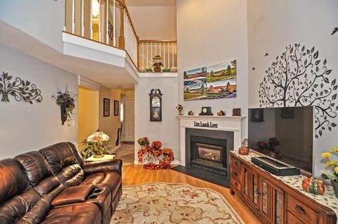 28 Coldspring Dr #A, Sutton, MA 01590 photo 3