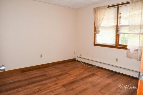 82 E St #A, Lowell, MA 01851 photo 9
