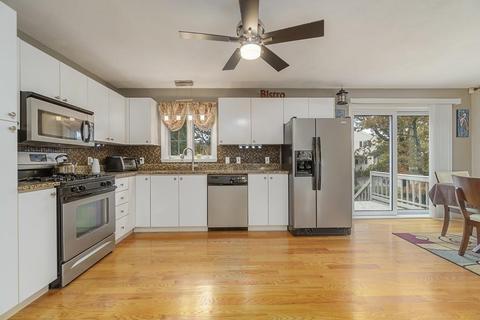 14 Summit Ave, Saugus, MA 01906 photo 7