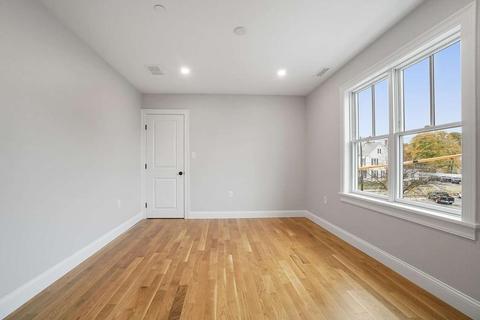 472 Main #B, Stoneham, MA 02180 photo 15