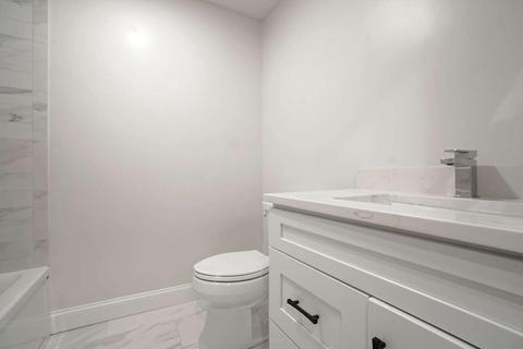 472 Main #B, Stoneham, MA 02180 photo 21