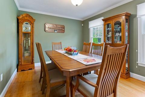 94 Meadowbrook Rd, Mashpee, MA 02649 photo 11
