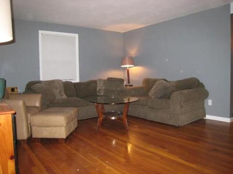 2 Blair St, Worcester, MA 01602 photo 8
