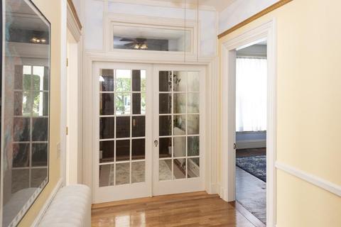 9 Maple Pl, Foxboro, MA 02035 photo 5