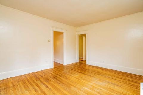 118 Olmsted Dr, Springfield, MA 01108 photo 10