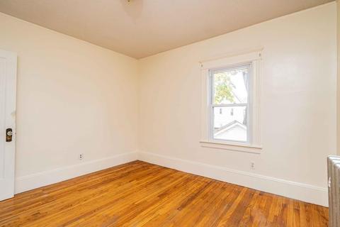 118 Olmsted Dr, Springfield, MA 01108 photo 16