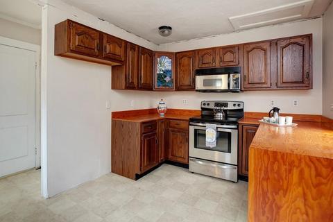 27 County, Bourne, MA 02532 photo 8